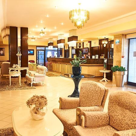 Târgu-Mureş Continental Forum Tirgu Mures מראה חיצוני תמונה