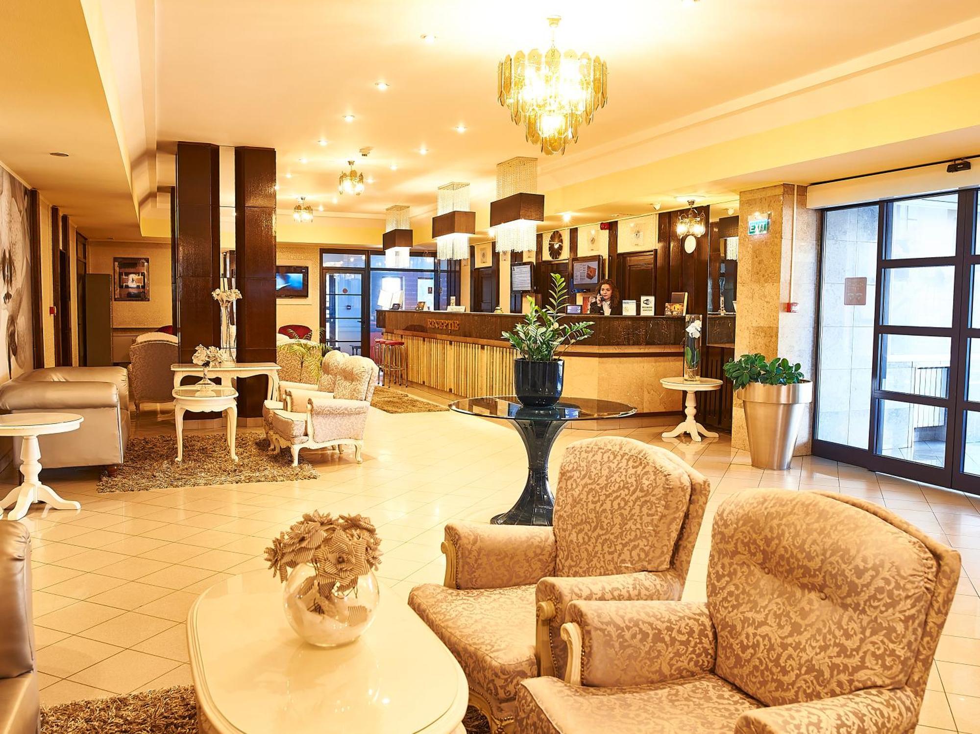 Târgu-Mureş Continental Forum Tirgu Mures מראה חיצוני תמונה